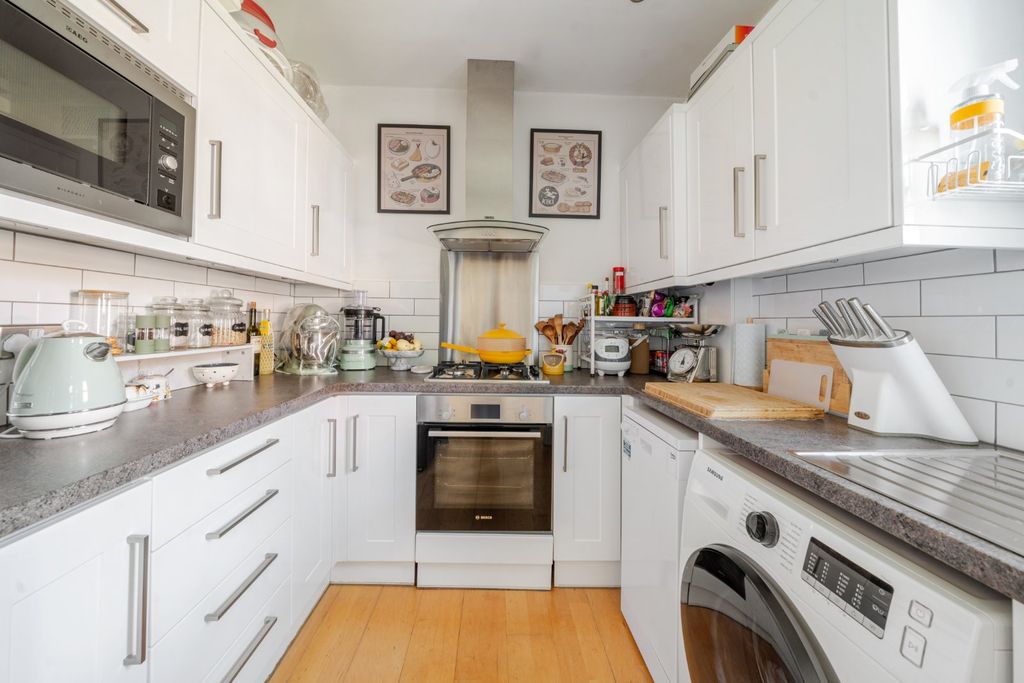 Property photo 2 of 11 Picture No. 05