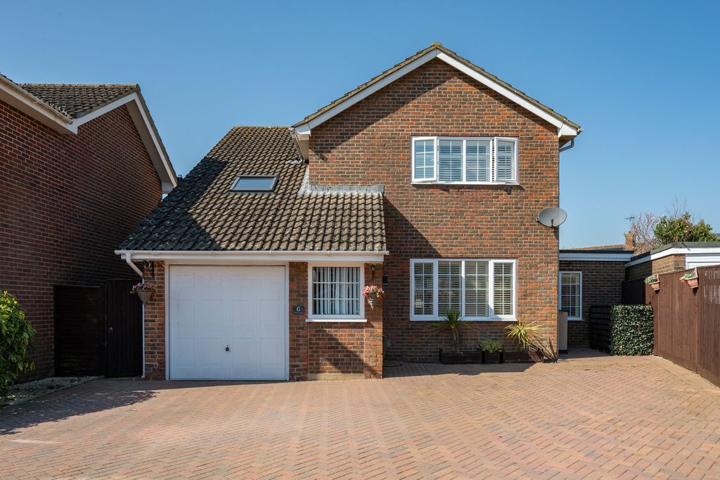 Property photo 1 of 22