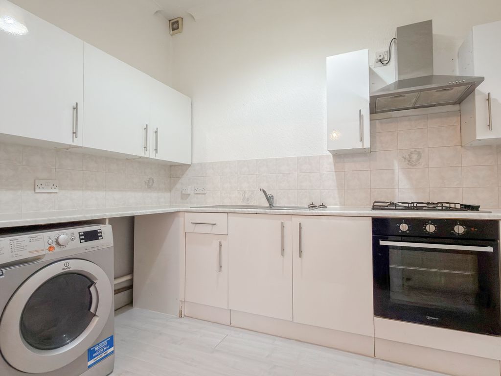 Property photo 3 of 11 Img_0904