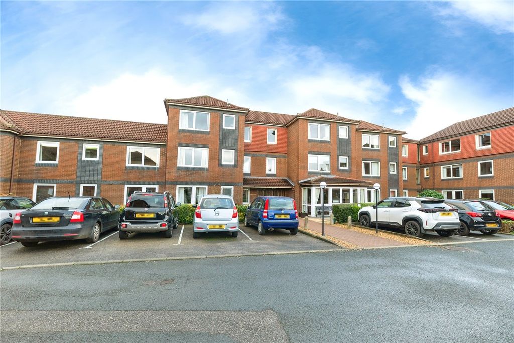 Property photo 2 of 11 Picture No. 01