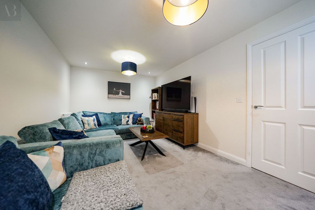 Property photo 2 of 22 Dsc03224