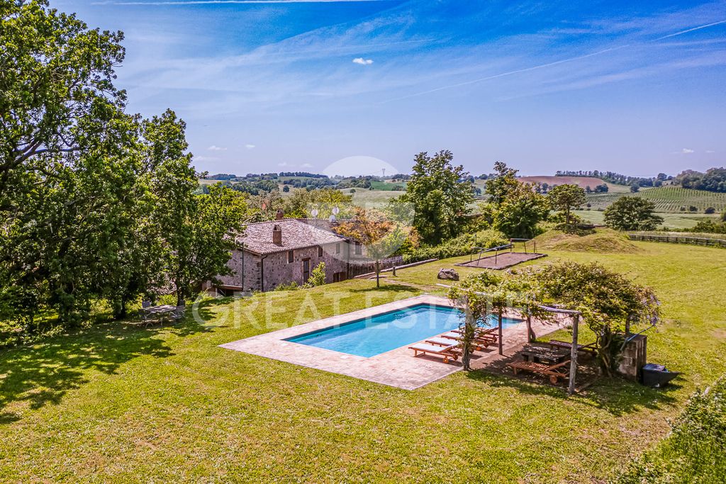 Property photo 3 of 70