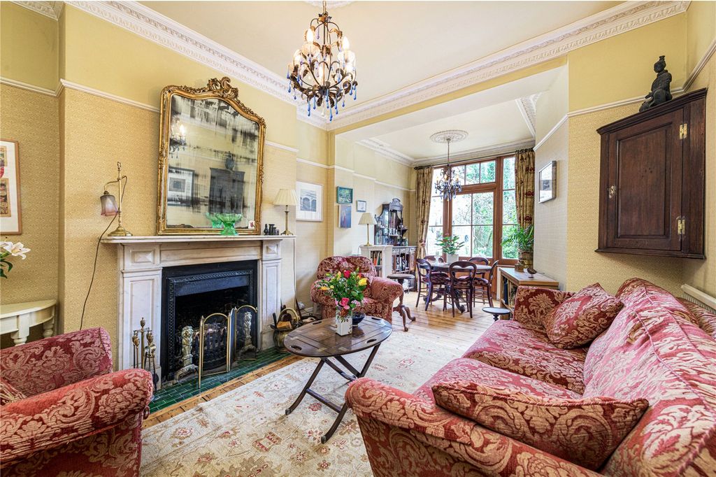 Property photo 2 of 16 Reception