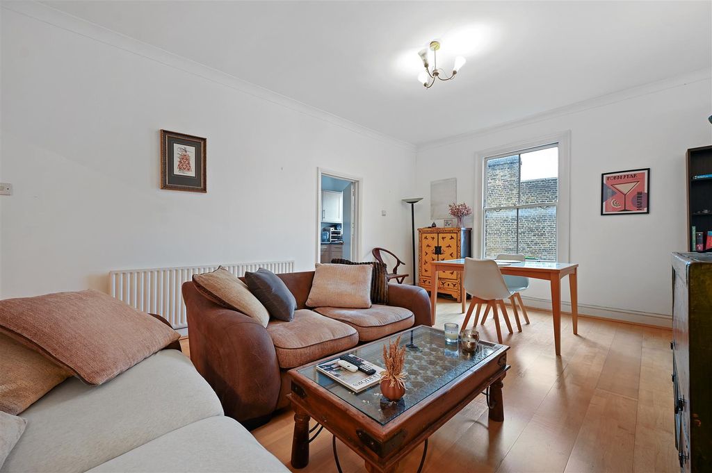 Property photo 2 of 9 Sinclair Road