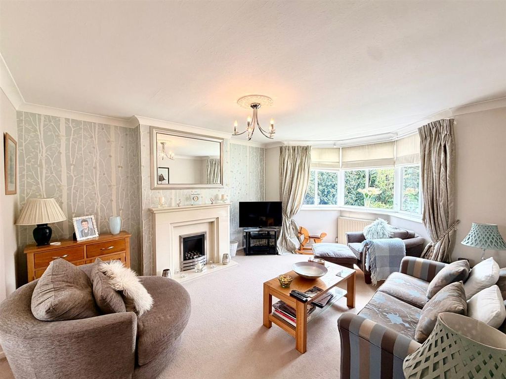 Property photo 3 of 28 3