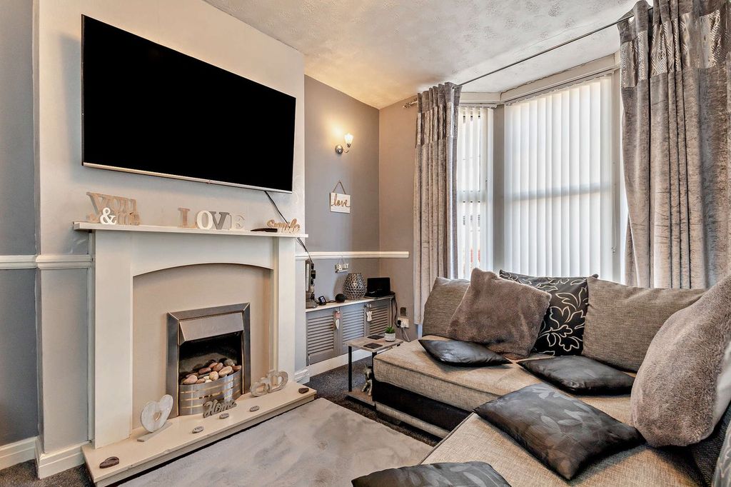 Property photo 3 of 20