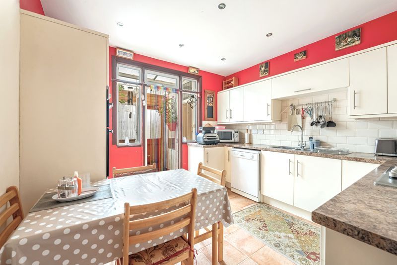 Property photo 2 of 22 Photo 12