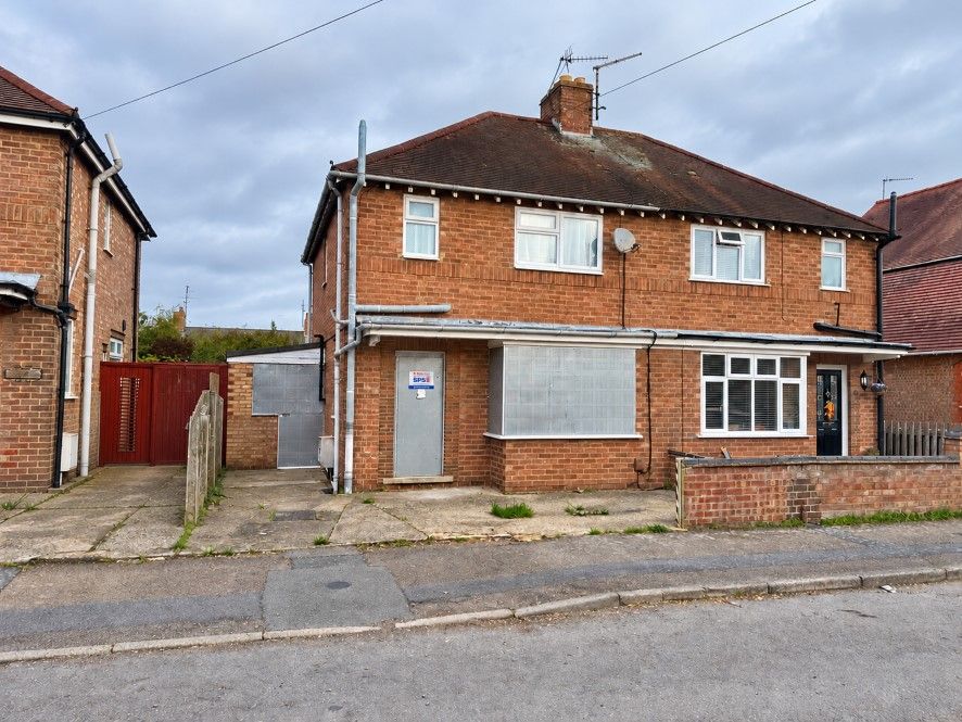 Property photo 1 of 11