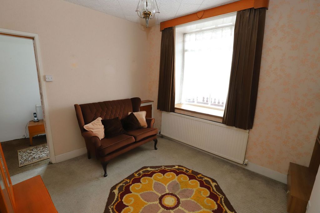 Property photo 3 of 23