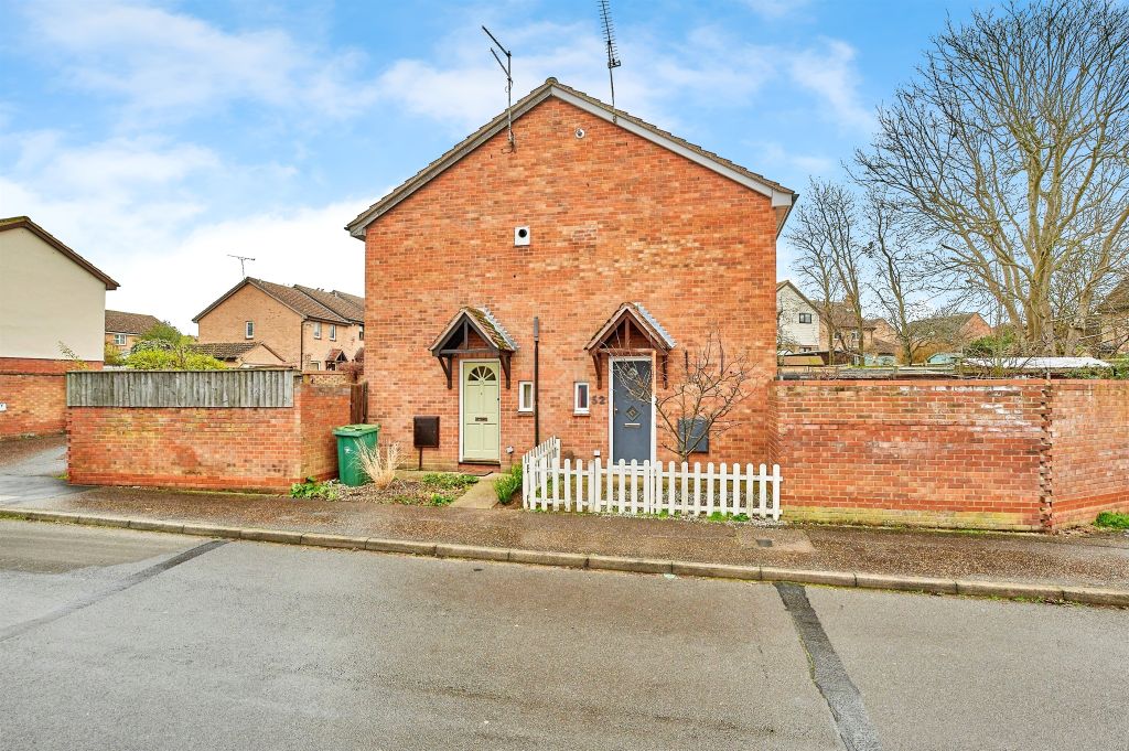 Property photo 1 of 12