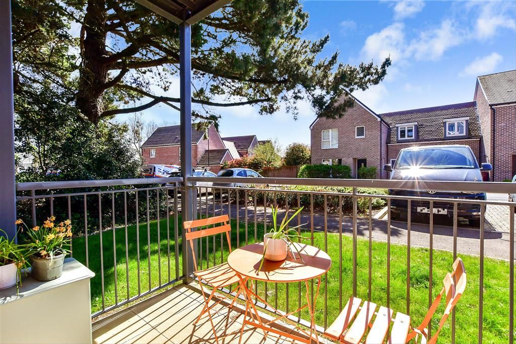 Property photo 1 of 8 Balcony/Terrace