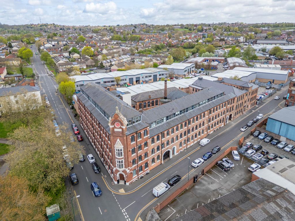 Property photo 1 of 19 Exterior