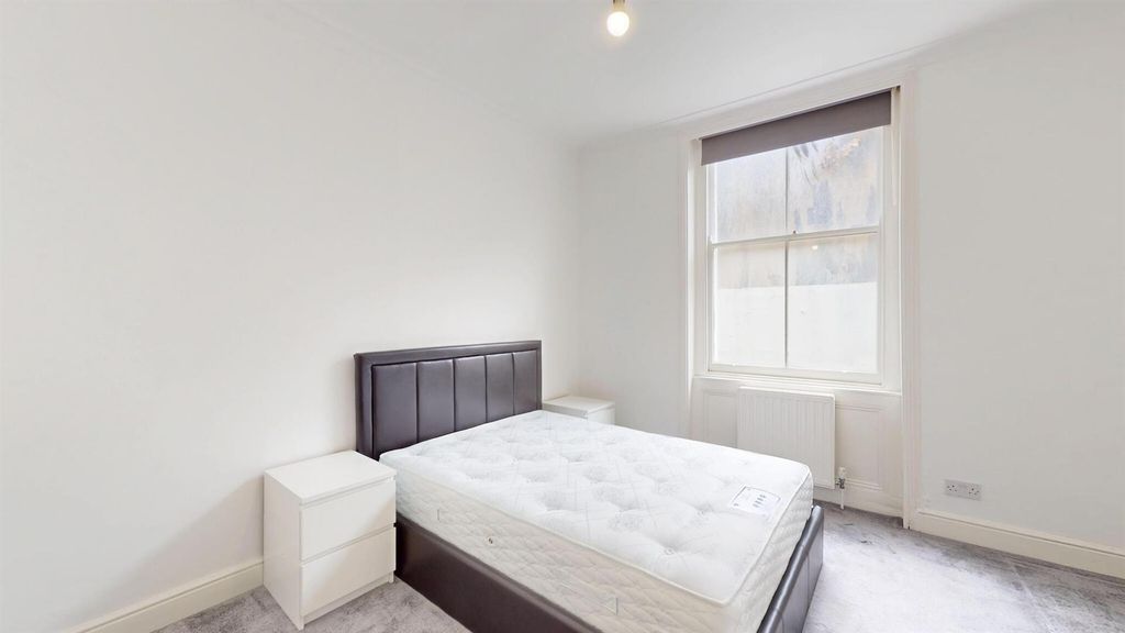 Property photo 2 of 23 689A250557F012Be21d580E3_58227739A4dc2F49d8Fe298B4