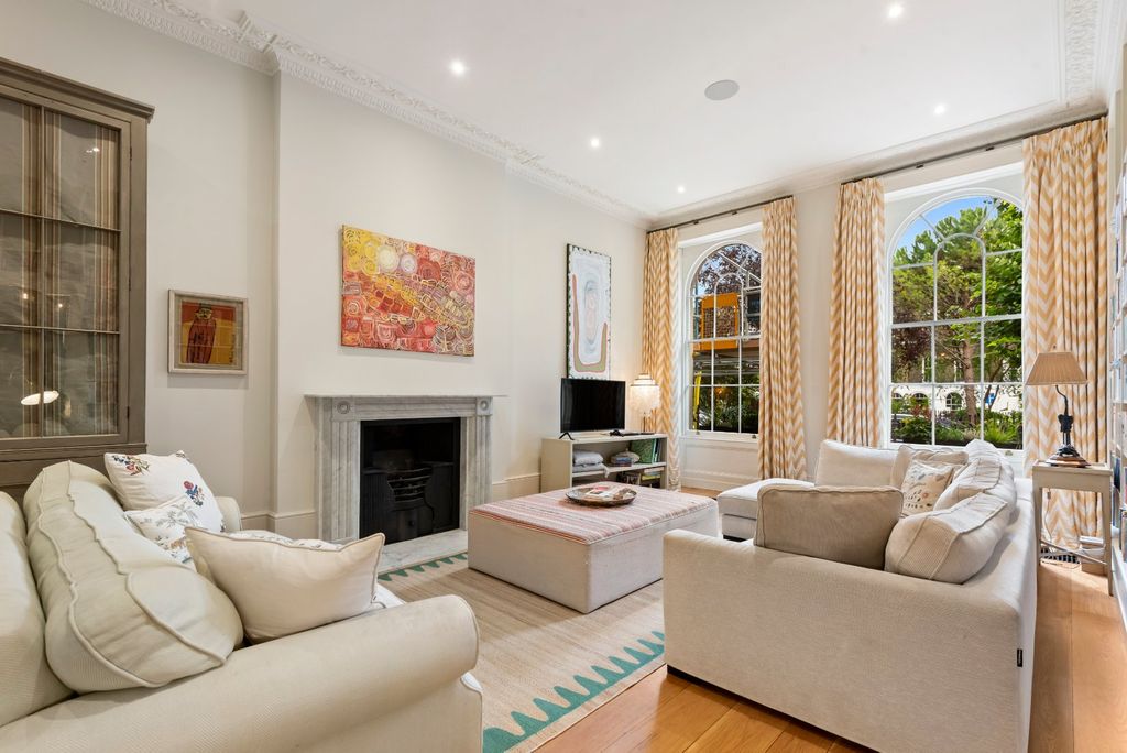 Property photo 1 of 25