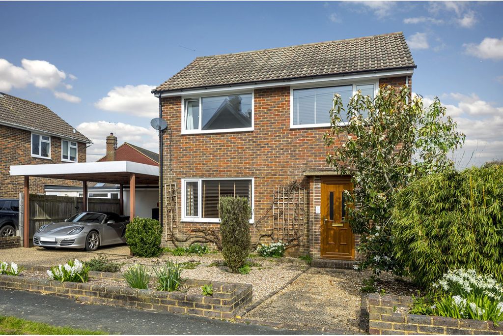 Property photo 2 of 23