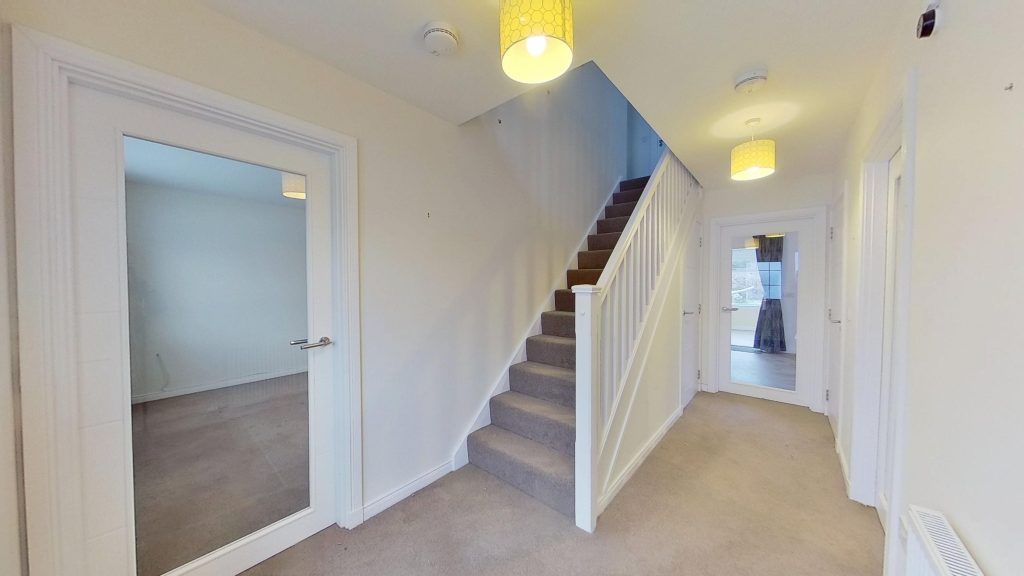 Property photo 2 of 29