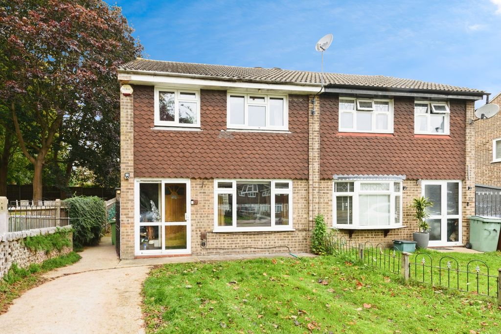 Property photo 1 of 15 Photo