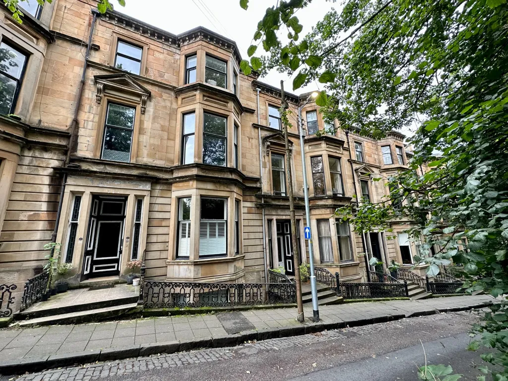Bowmont Gardens, Glasgow G12 - View 3