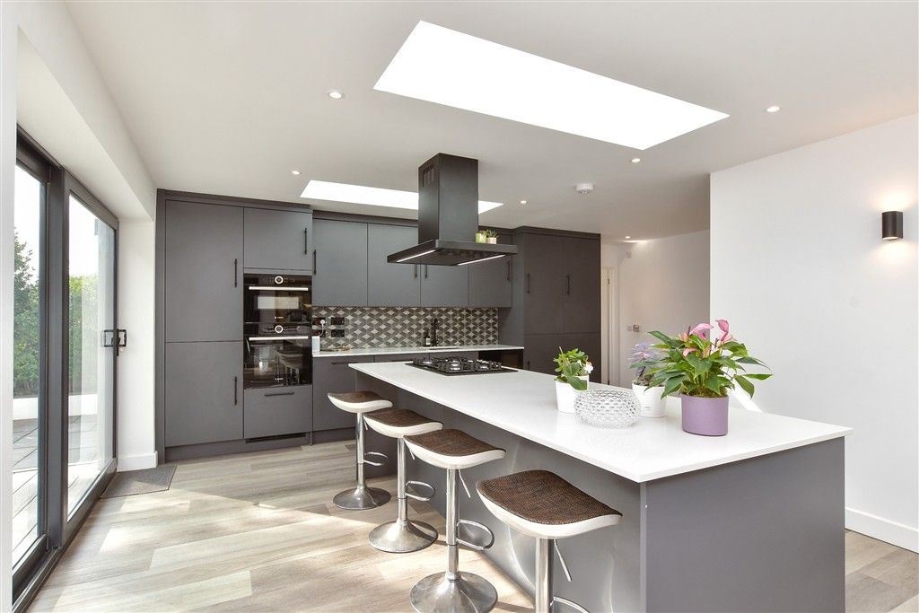 Property photo 3 of 23 Lounge/ Kitchen/ Diner