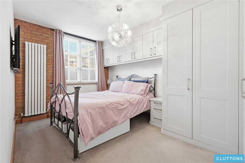 Property photo 3 of 14 Picture No. 12