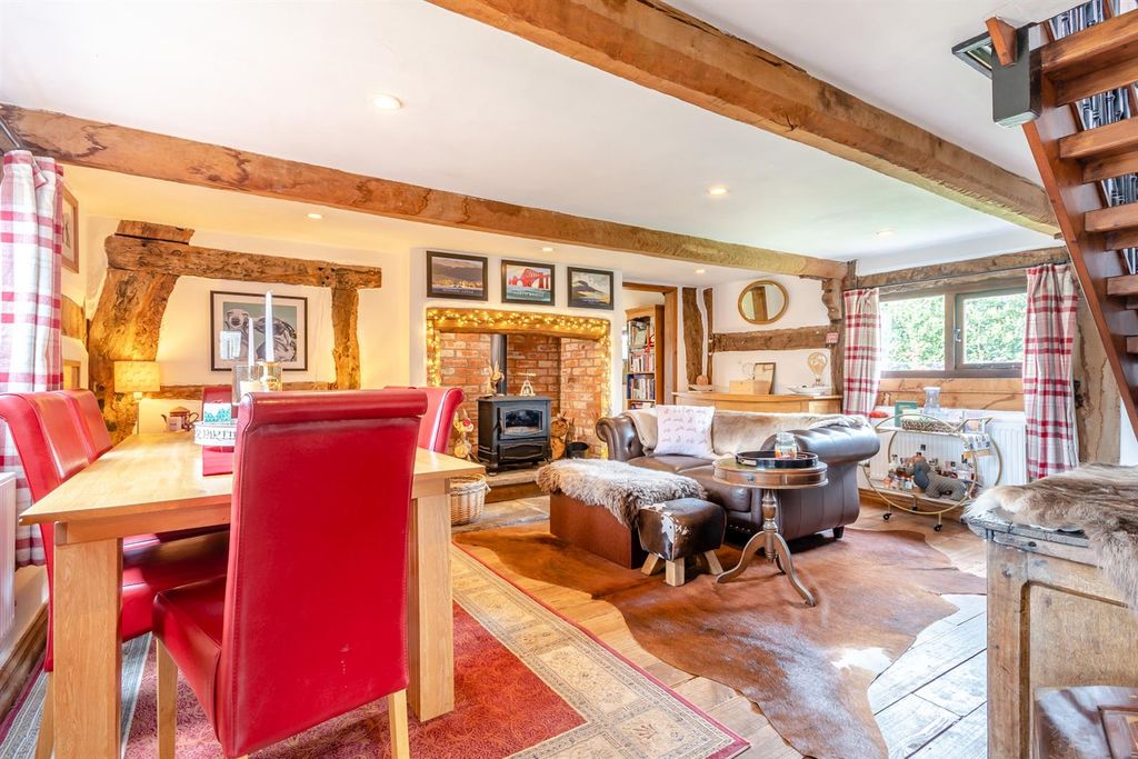 Property photo 3 of 41