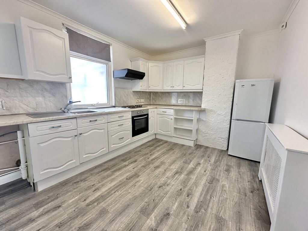 Property photo 2 of 11 7c7c48A59Ff5A5205c1Fa9B3Bc27c4Fc.Jpeg