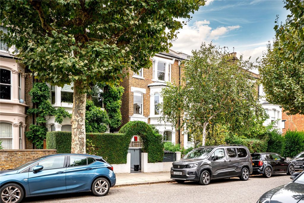 Property photo 2 of 10 Picture No. 28