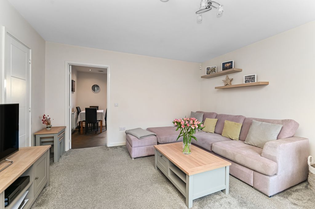 Property photo 3 of 17 Property Image 3