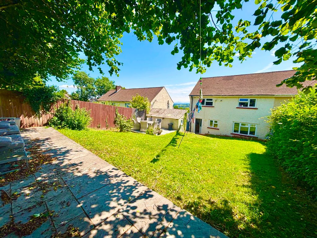 Property photo 2 of 24