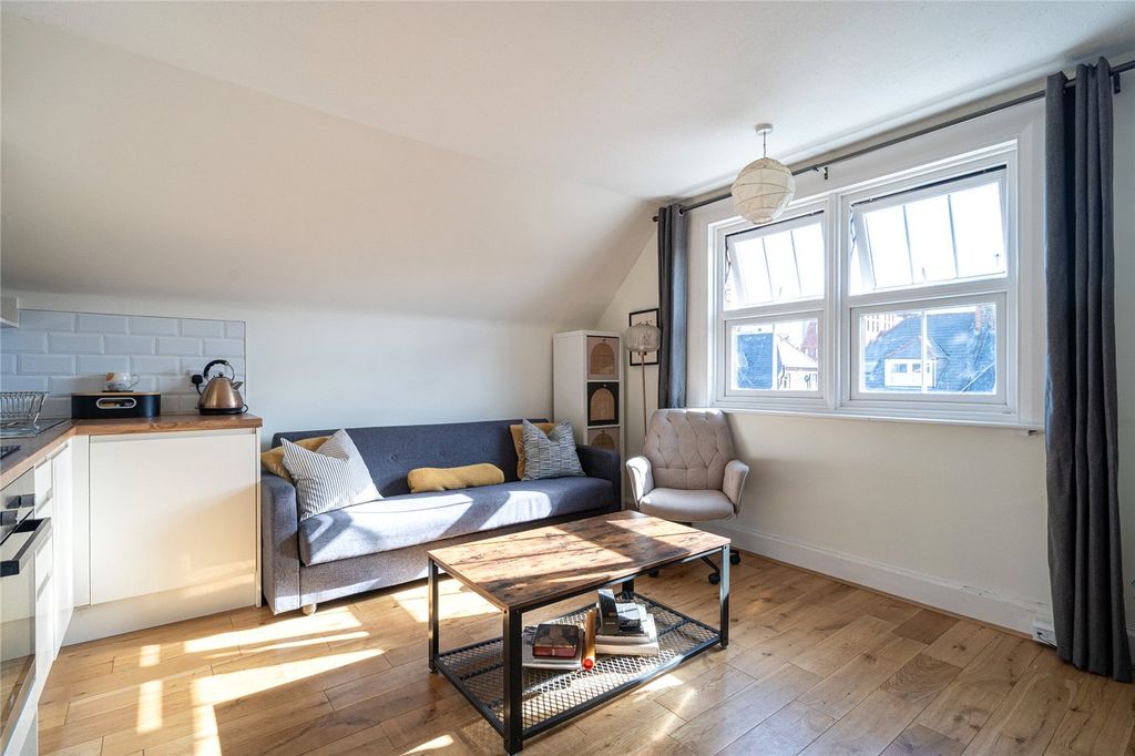 Property photo 2 of 10 Picture No. 05