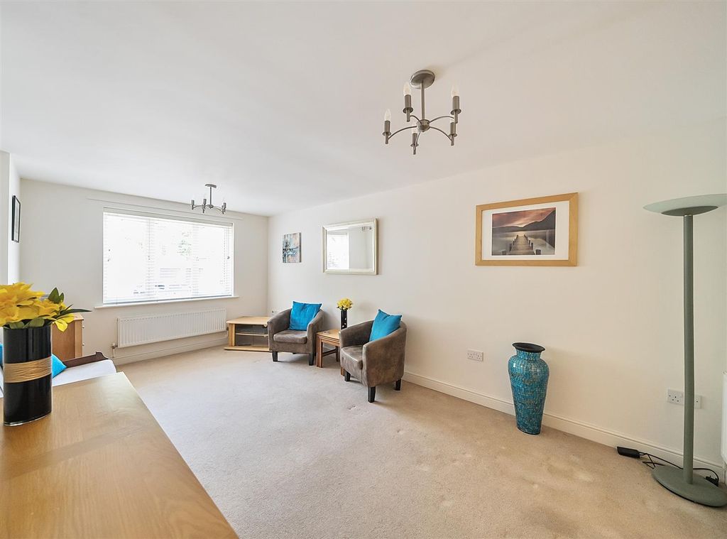 Property photo 3 of 18 19427952 (13).Jpg