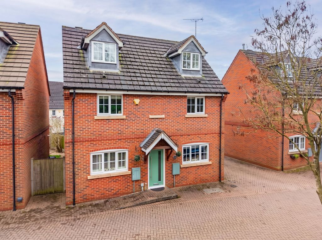 Property photo 1 of 41
