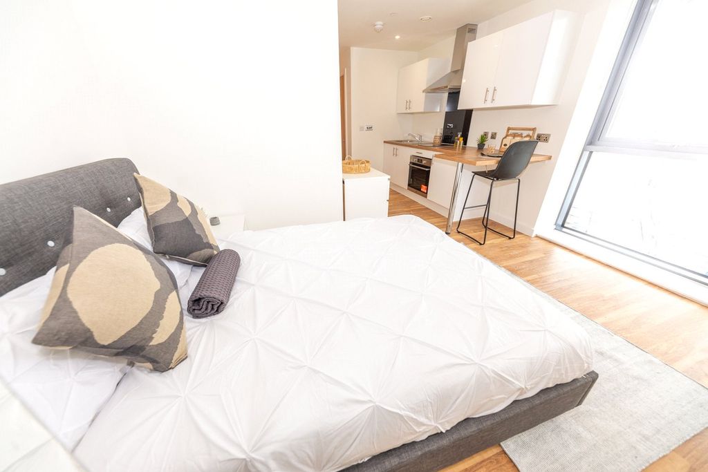 Property photo 2 of 7 Picture No. 09