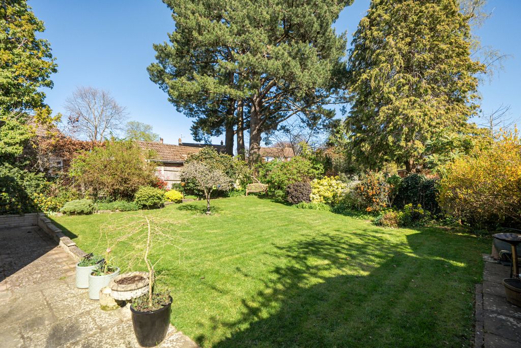 Property photo 2 of 16 1441299-7-69d521F...