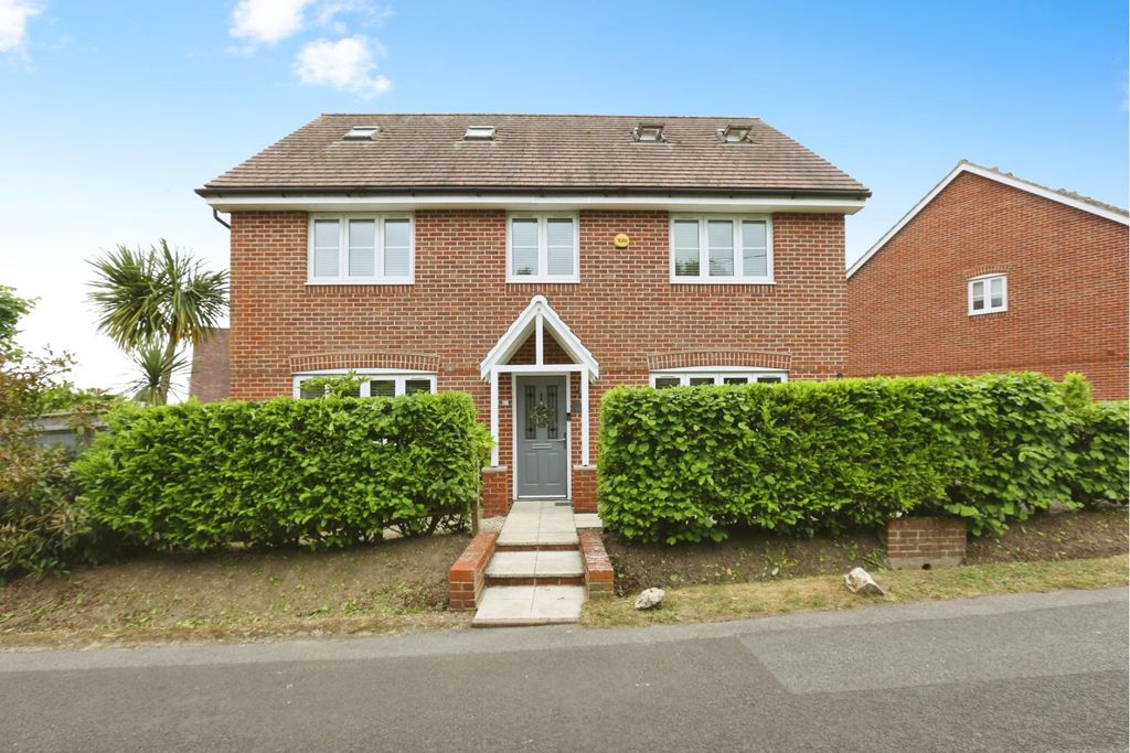 Property photo 1 of 23