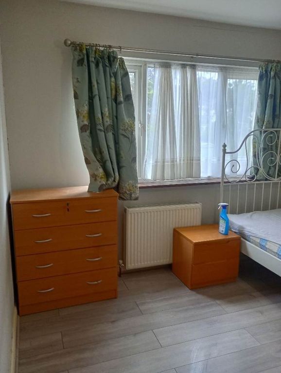 Property photo 2 of 4