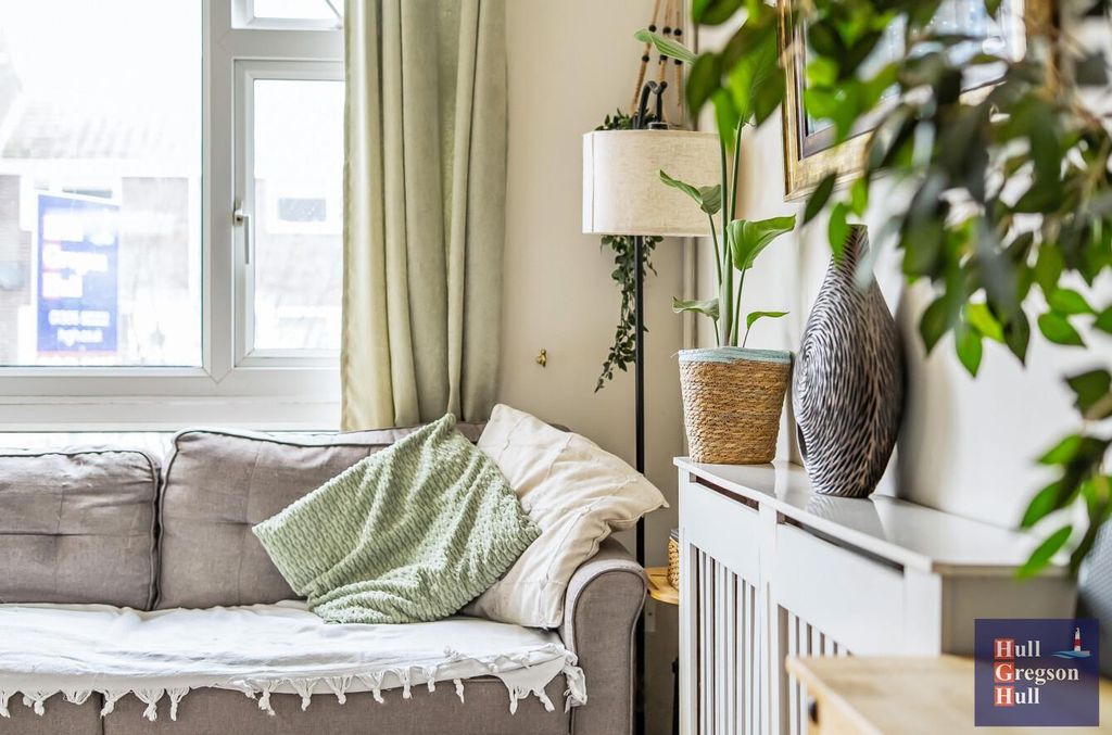 Property photo 2 of 21 1571925E-d013-47Ff-983A-953E774c2Eb1.Jpg