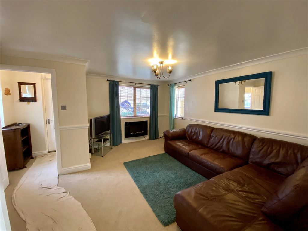 Property photo 3 of 19 Picture No. 08