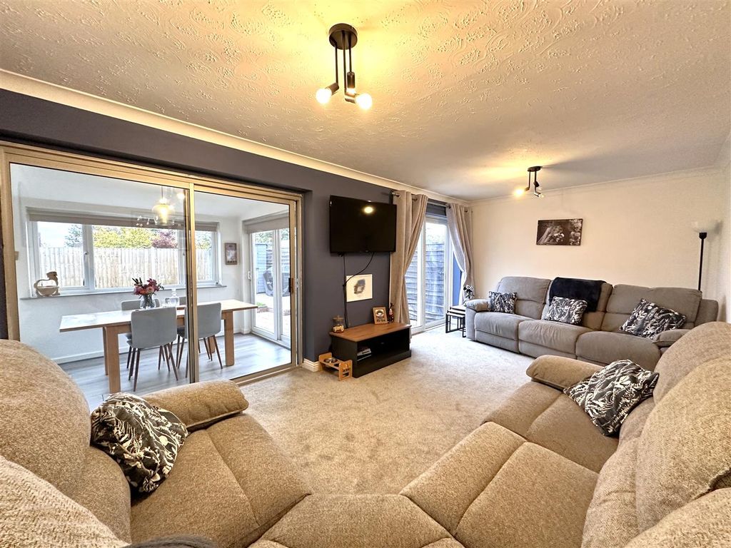 Property photo 2 of 23 Generous Living Room 056