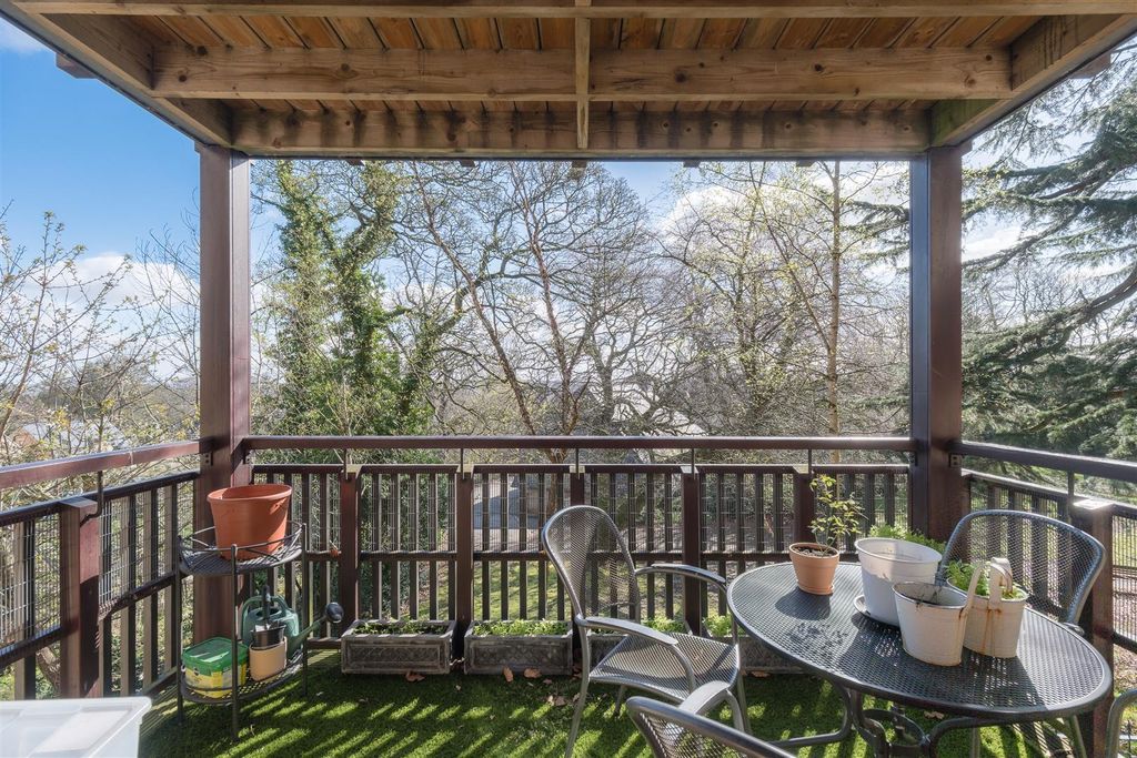 Property photo 3 of 16 Untitled (4 Of 17).Jpg