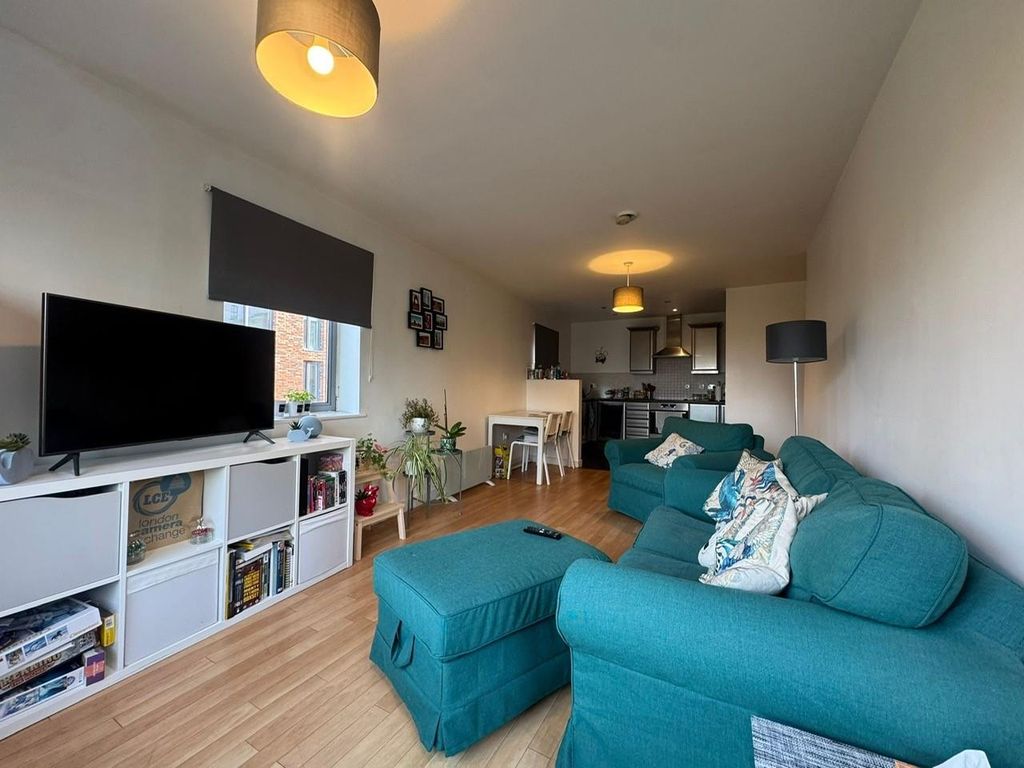 Property photo 3 of 14