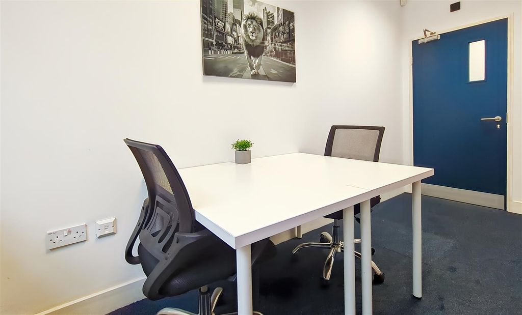 Property photo 2 of 11 4Ws Office.Jpg
