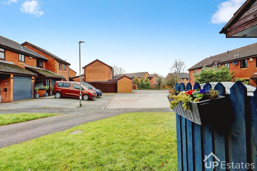 Property photo 2 of 18