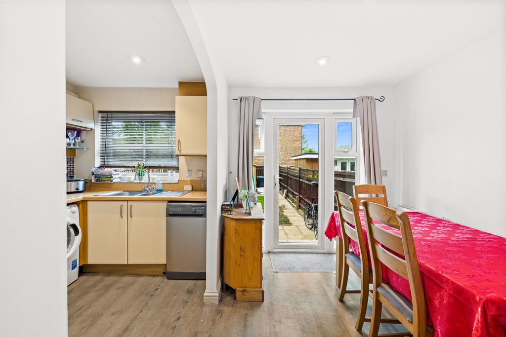 Property photo 3 of 13 Image10.Jpg