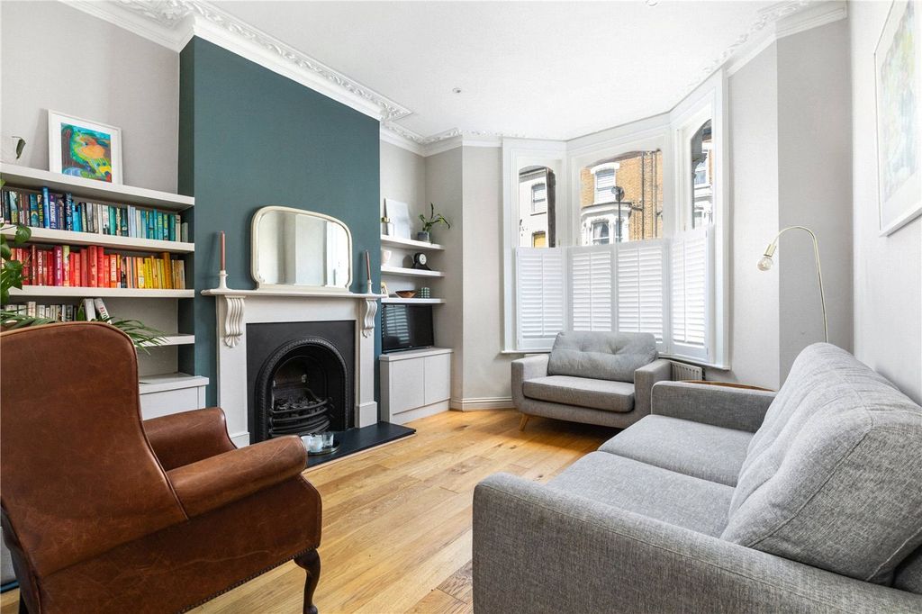 Property photo 1 of 11 Reception Room