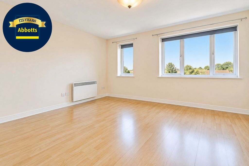 Property photo 2 of 6