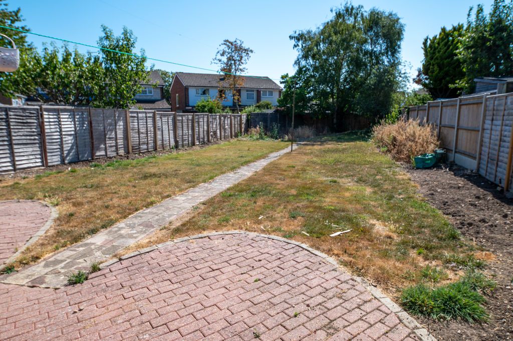 Property photo 3 of 21 Photo 24