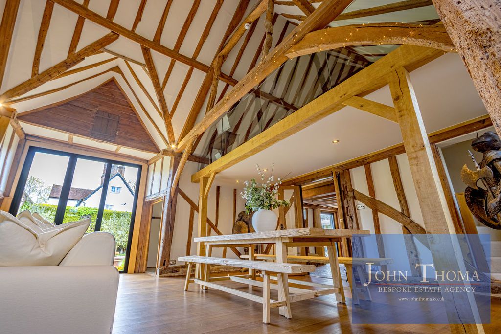 Additional image 12 of 6 bed property to rentMarshalls Barn, Woodside, Epping CM16