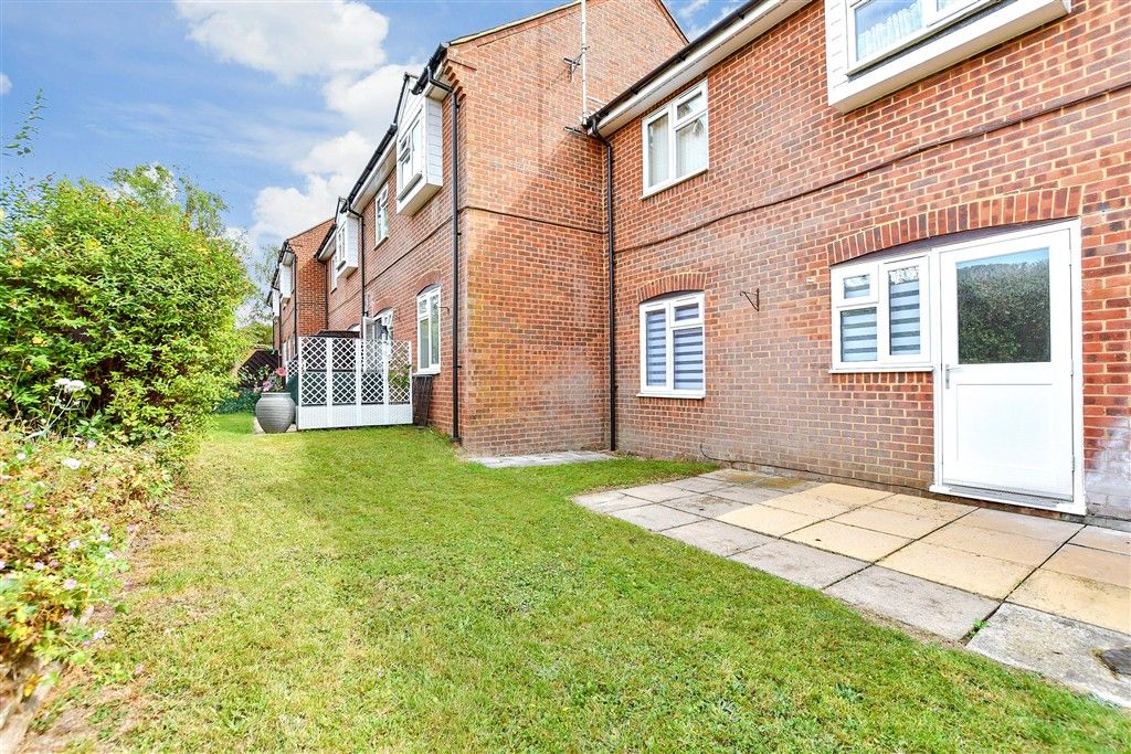 Property photo 1 of 15 Patio / Decking