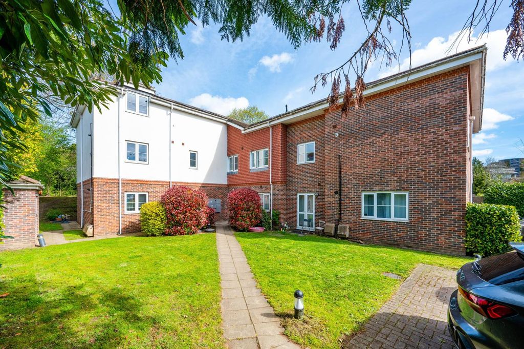 Property photo 2 of 16